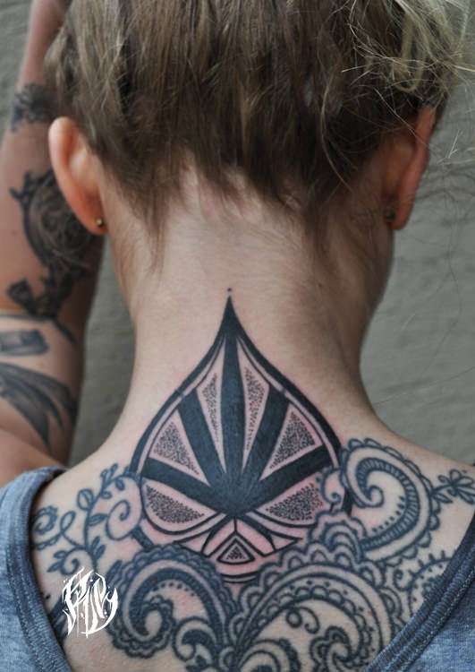 Mandala, coverup, girlswhittattoo, tattoo, tattooworld, art, tattooart, Ralf Spitzer, Shameyabc, Blackrabbit ink